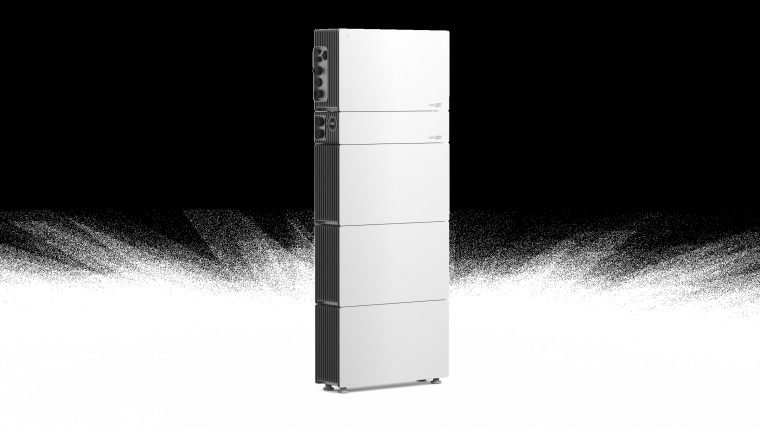 A RE+ 2024 SolarEdge presenta per il mercato americano la nuova soluzione All-in-One per le installazioni residenziali e l&rsquo;accumulo in batteria